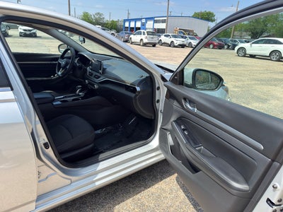 2023 Nissan Altima SV FWD