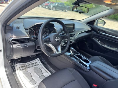 2023 Nissan Altima SV FWD