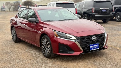 2024 Nissan Altima SV FWD