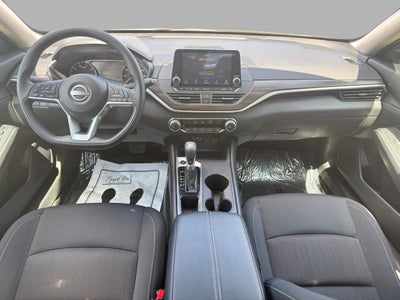 2025 Nissan Altima SV FWD