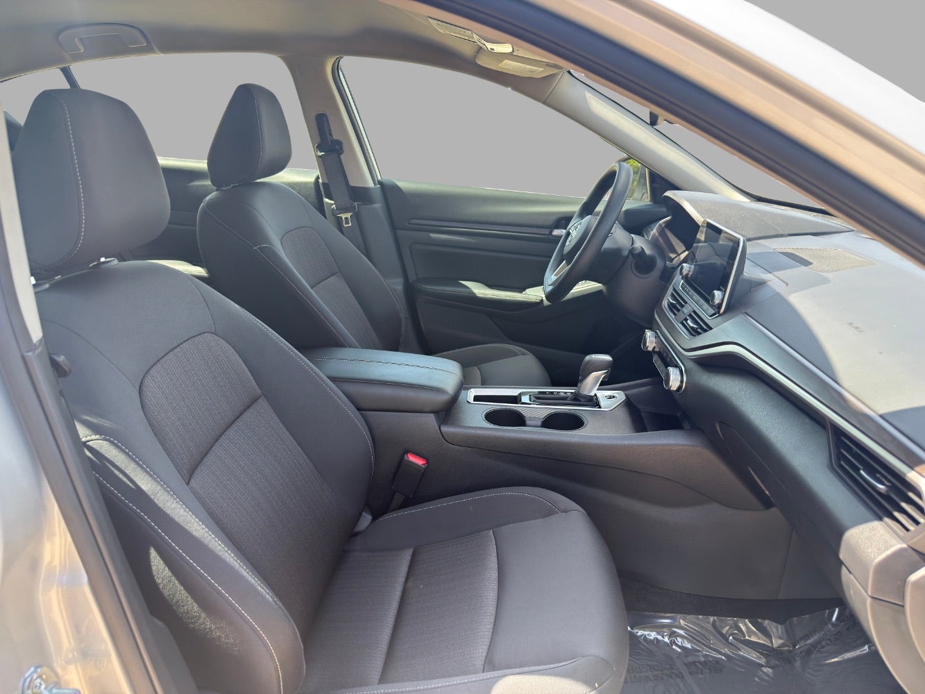 2025 Nissan Altima SV FWD