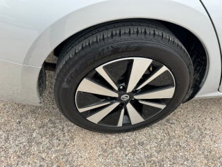 2021 Nissan Altima 2.5 SV in Dallas, TX - Cars and Credit Master