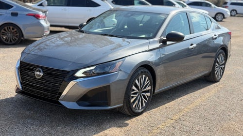 2024 Nissan Altima SV FWD