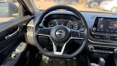 2024 Nissan Altima SV FWD