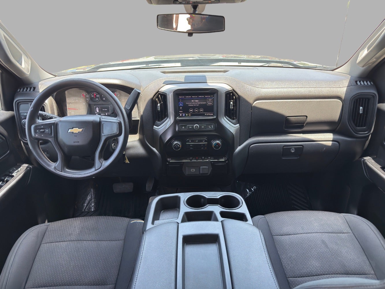 2020 Chevrolet Silverado 1500 2WD Crew Cab Short Bed Custom