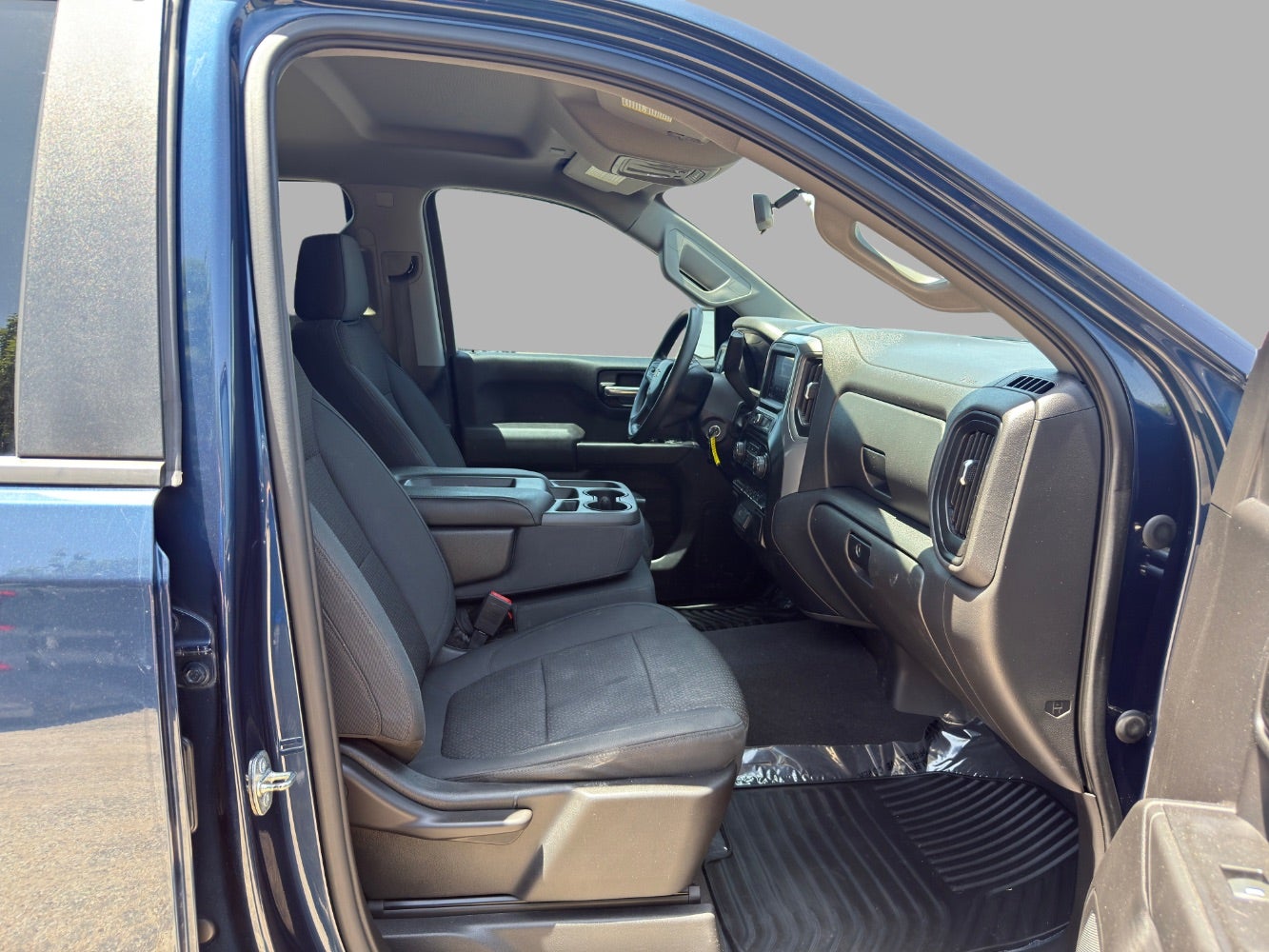 2020 Chevrolet Silverado 1500 2WD Crew Cab Short Bed Custom