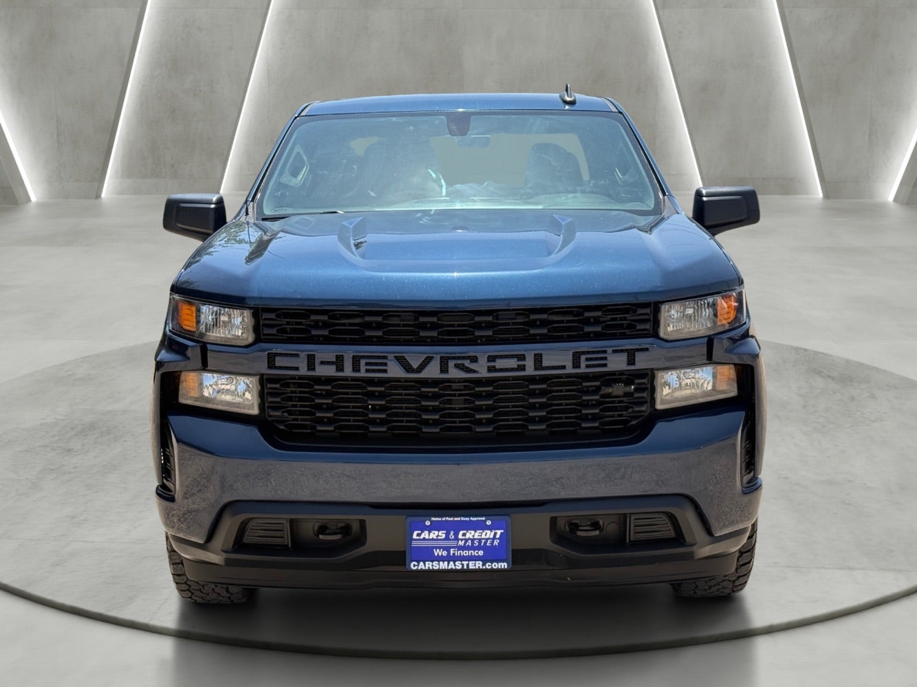 2020 Chevrolet Silverado 1500 2WD Crew Cab Short Bed Custom