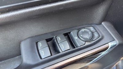 2020 Chevrolet Silverado 1500 2WD Crew Cab Short Bed LT