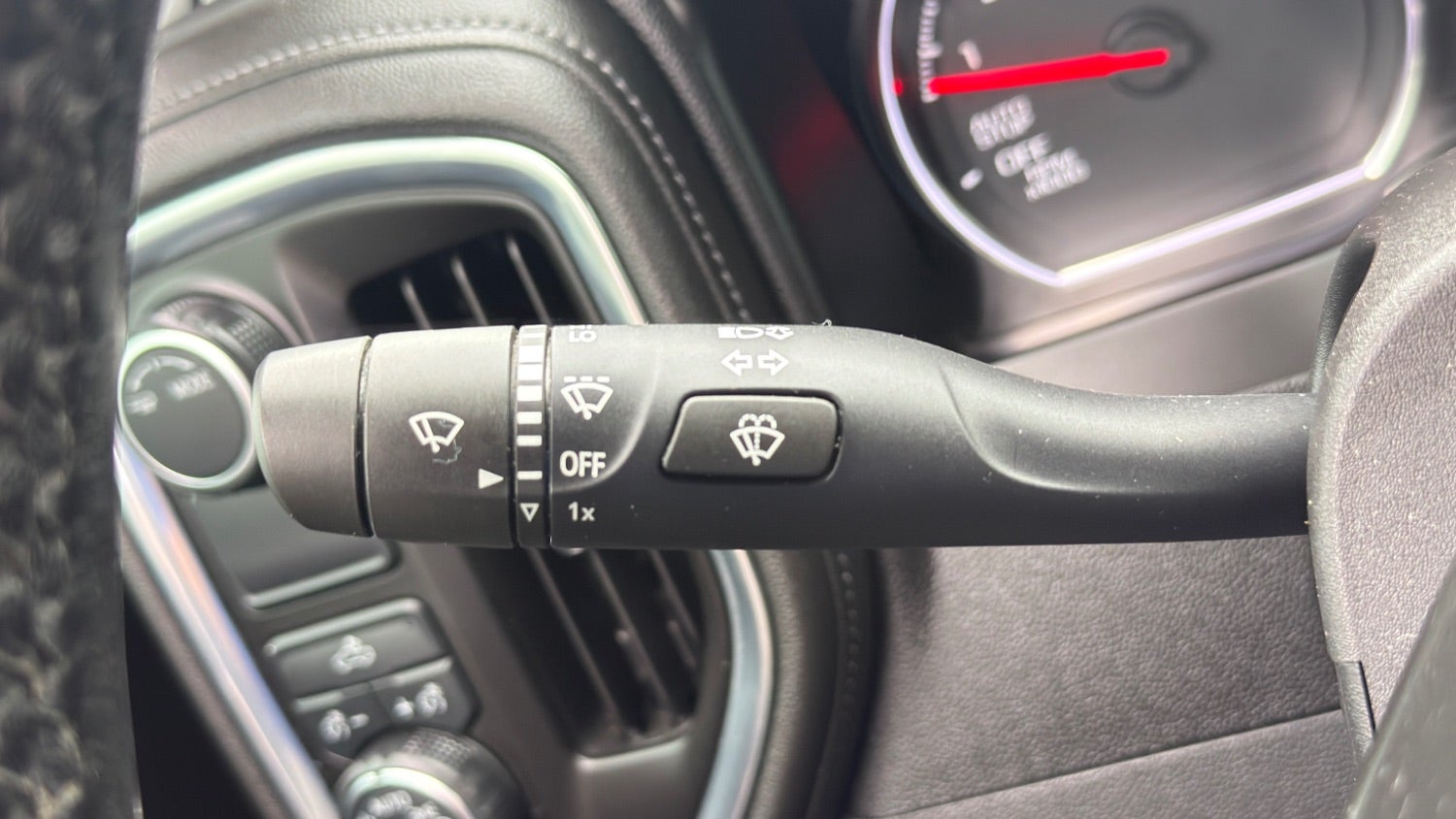 2021 Chevrolet Silverado 1500 2WD Crew Cab Short Bed LT