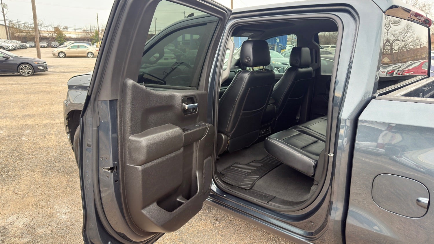 2021 Chevrolet Silverado 1500 2WD Crew Cab Short Bed LT