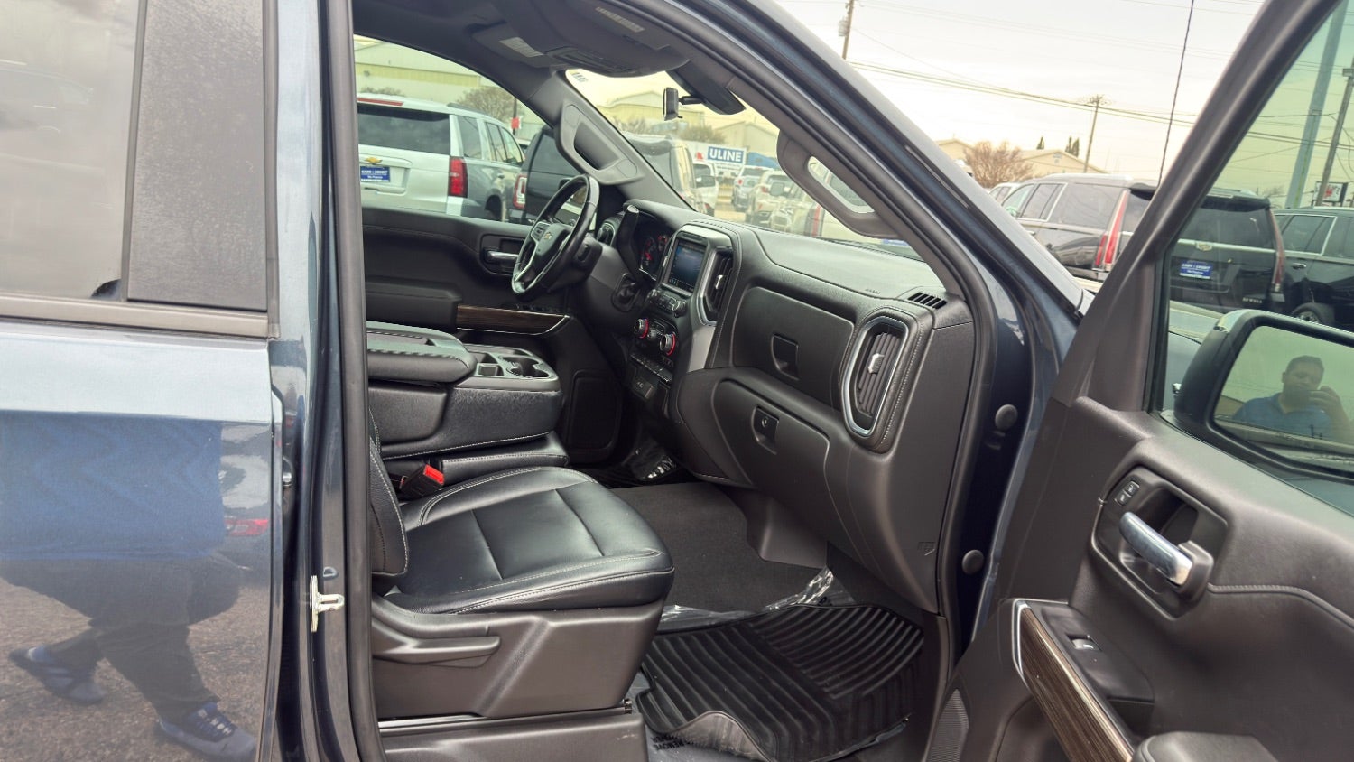 2021 Chevrolet Silverado 1500 2WD Crew Cab Short Bed LT