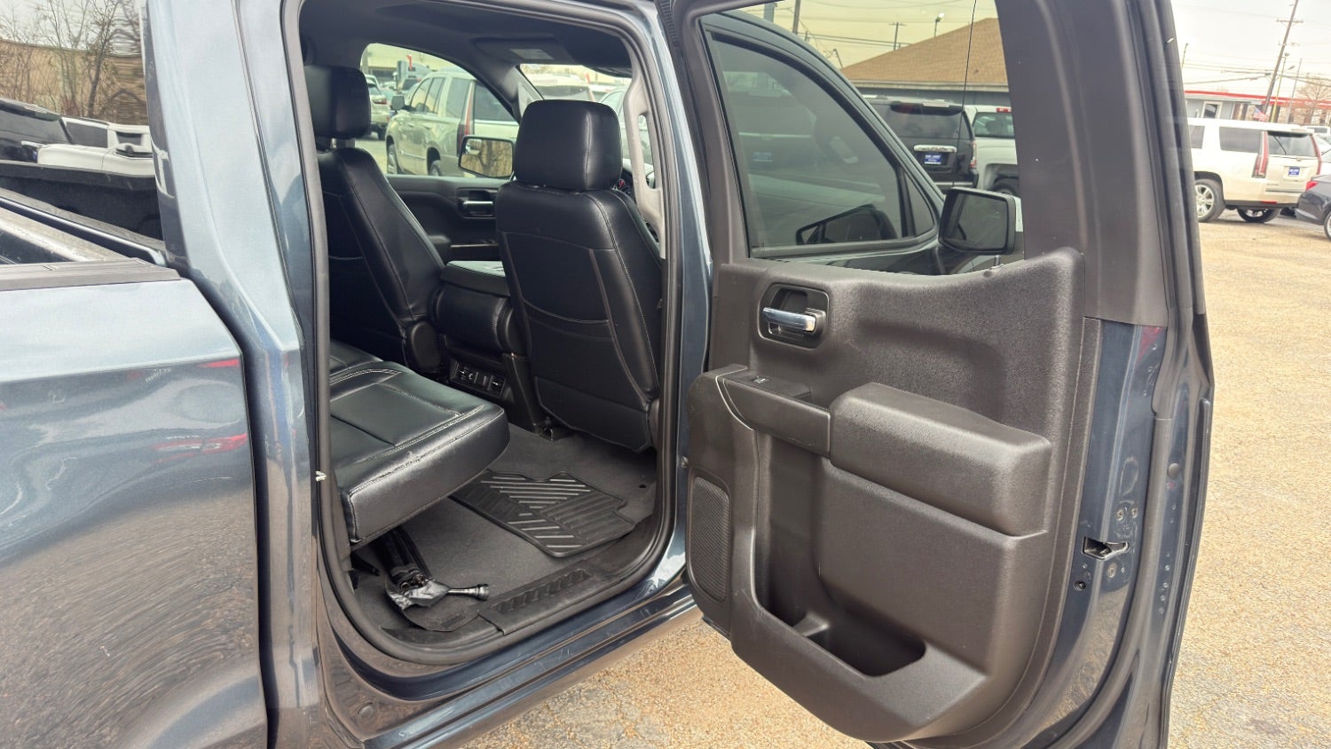 2021 Chevrolet Silverado 1500 2WD Crew Cab Short Bed LT