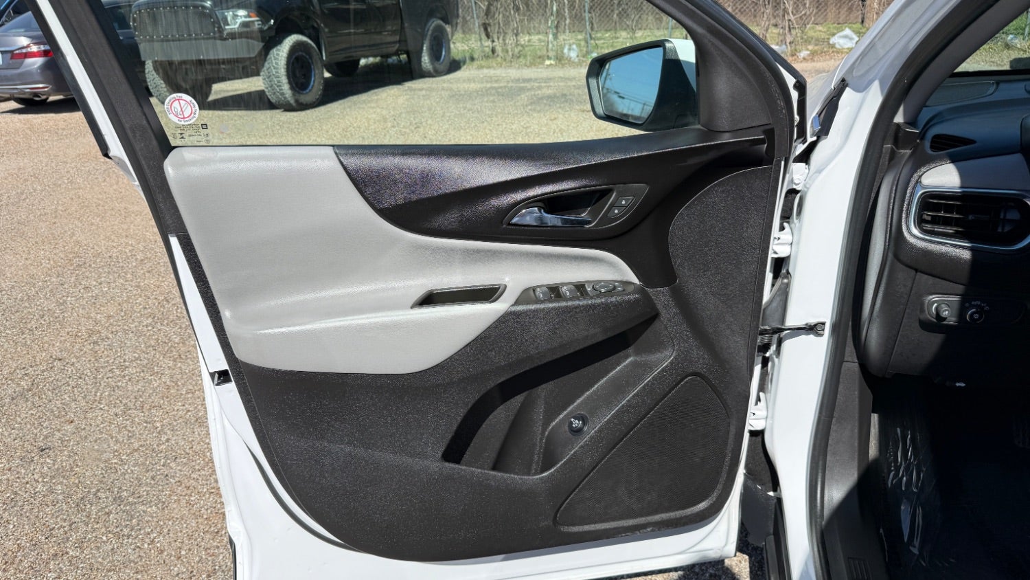 2024 Chevrolet Equinox FWD LT