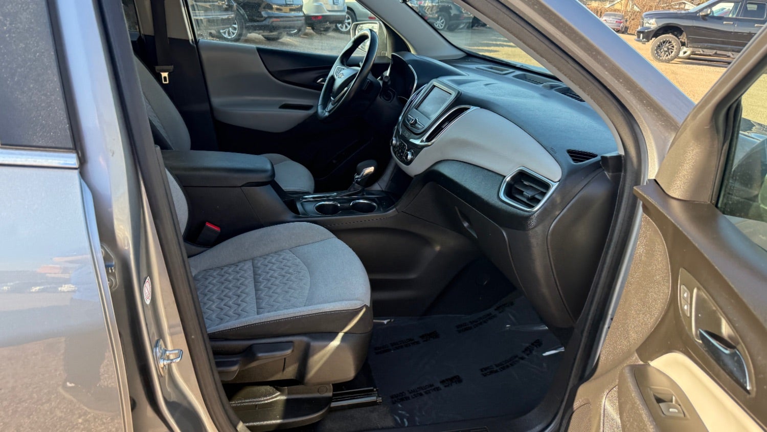 2024 Chevrolet Equinox FWD LT