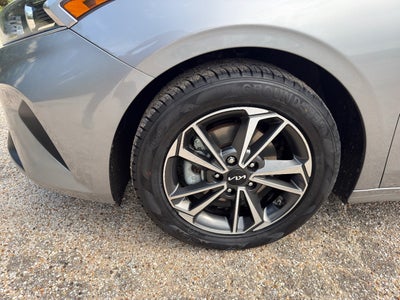 2022 Kia Forte FE