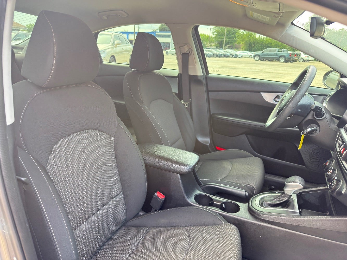 2022 Kia Forte FE