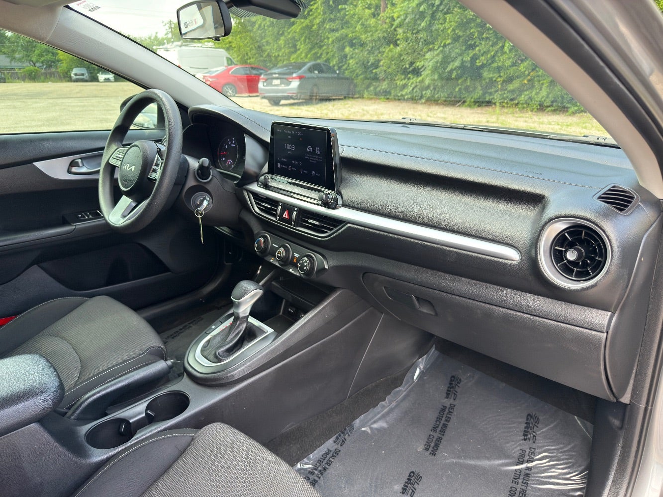 2022 Kia Forte FE