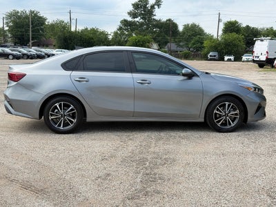 2022 Kia Forte FE