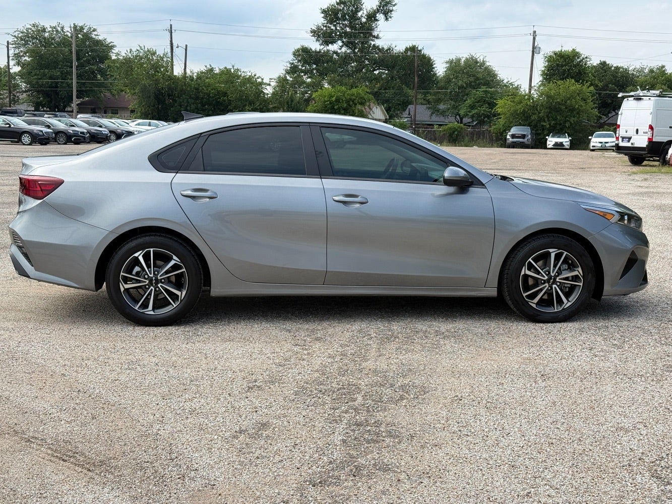 2022 Kia Forte FE
