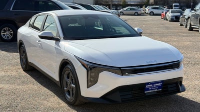 2025 Kia K4 LXS