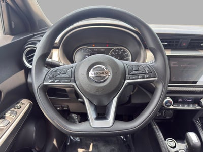 2020 Nissan Kicks SV Xtronic CVT
