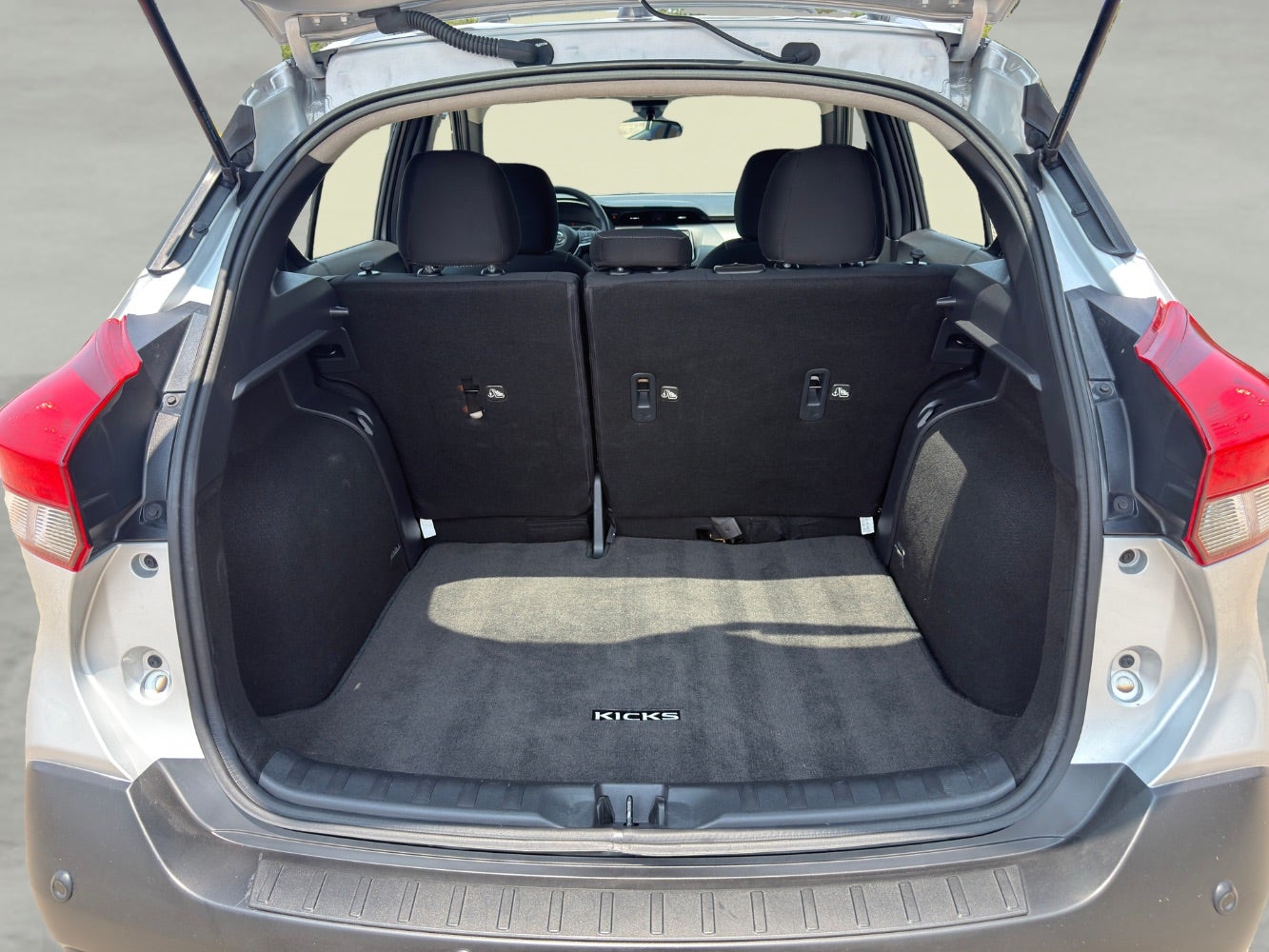 2020 Nissan Kicks SV Xtronic CVT