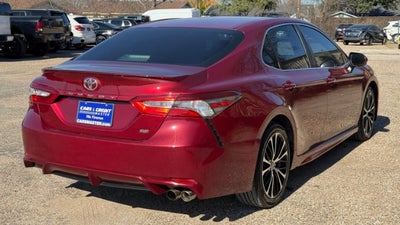 2018 Toyota Camry SE