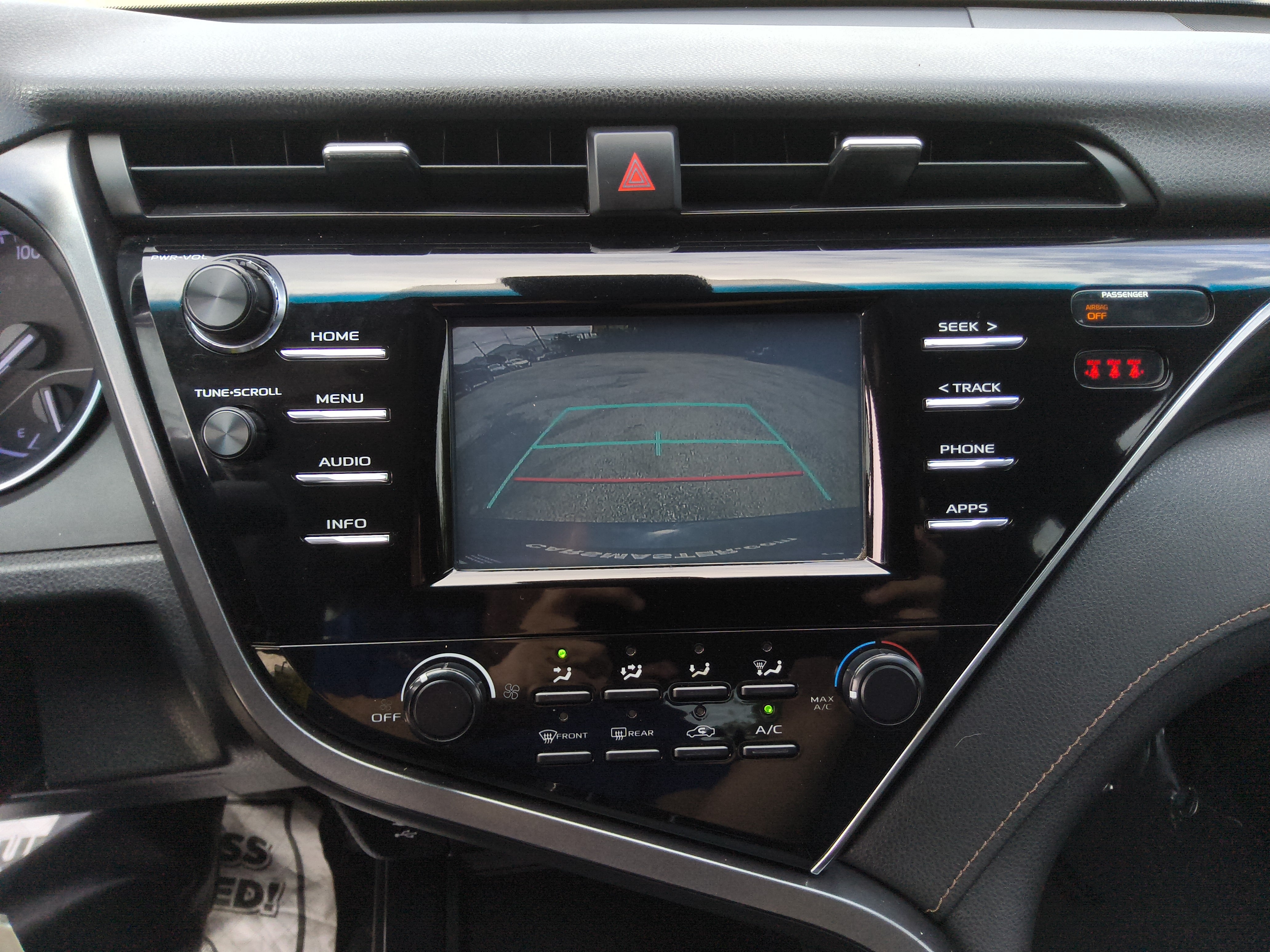 2018 Toyota Camry LE