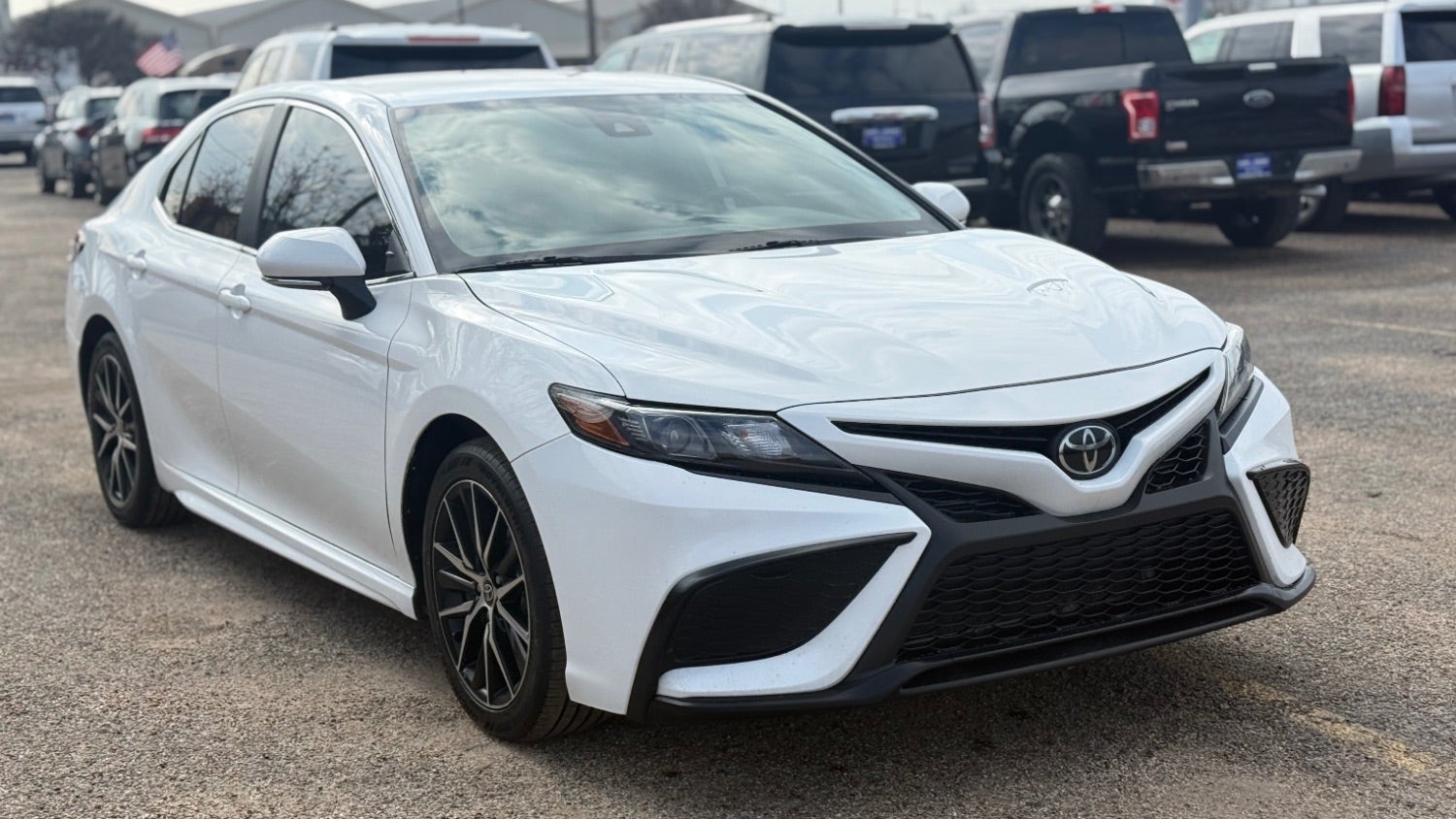 2024 Toyota Camry SE