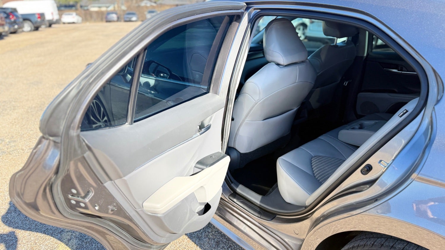 2020 Toyota Camry SE