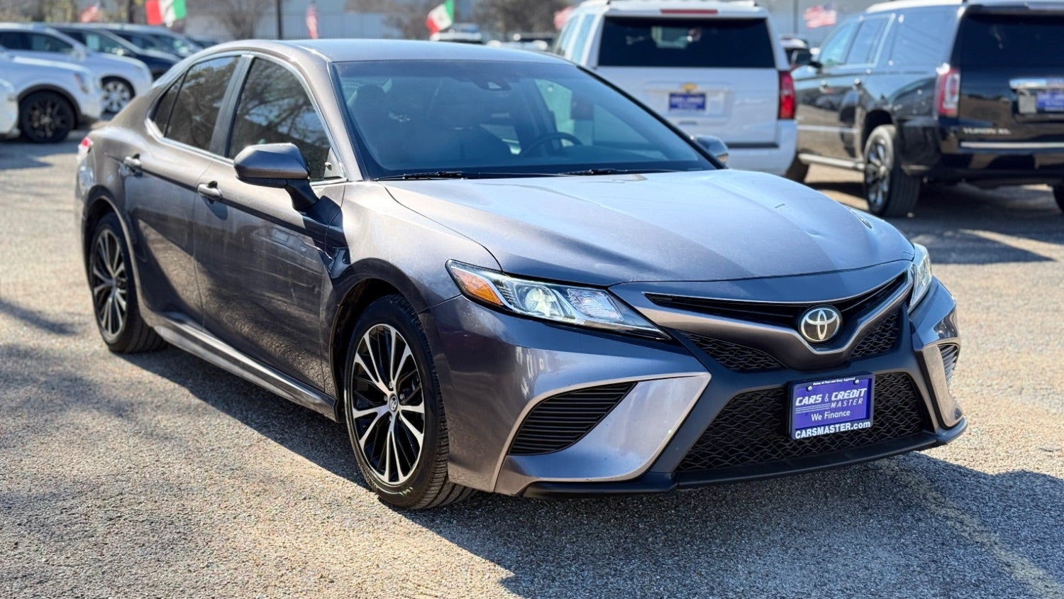 2020 Toyota Camry SE