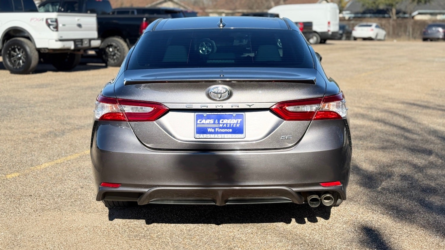 2020 Toyota Camry SE