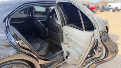 2022 Toyota Camry SE | SE Nightshade Edition