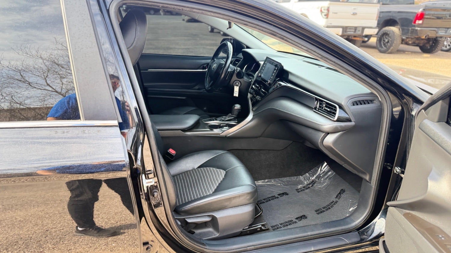 2022 Toyota Camry SE | SE Nightshade Edition