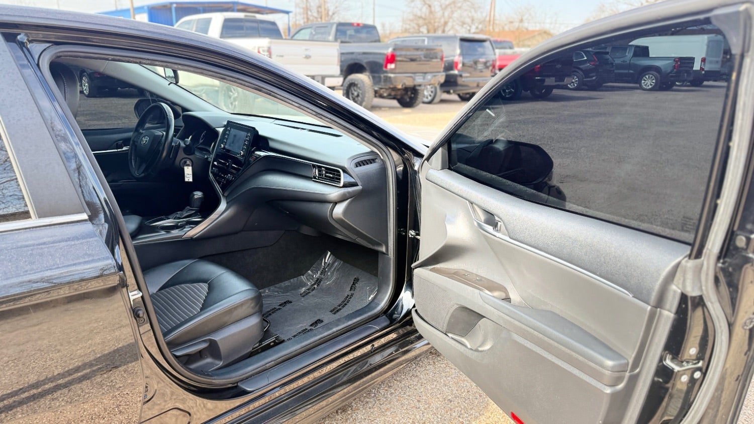 2022 Toyota Camry SE | SE Nightshade Edition