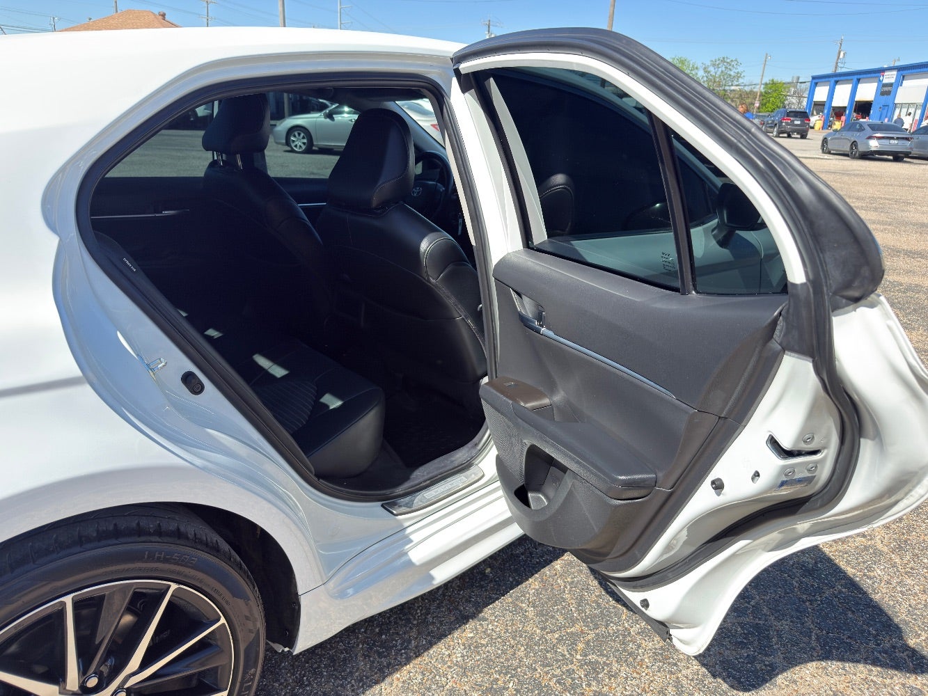 2023 Toyota Camry SE