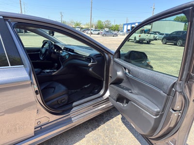 2020 Toyota Camry XSE