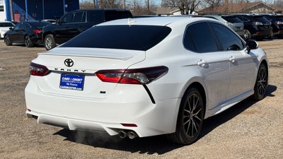 2022 Toyota Camry SE