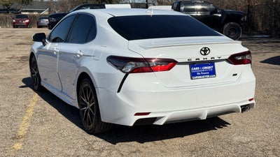2022 Toyota Camry SE