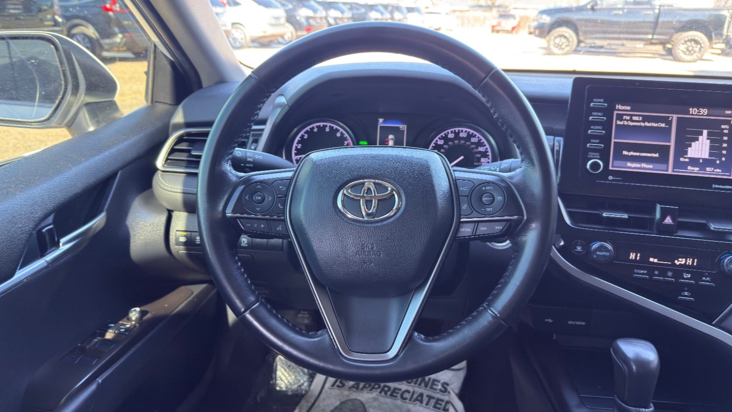 2022 Toyota Camry SE