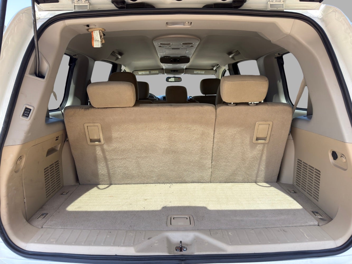 2015 Nissan Armada SV 2WD