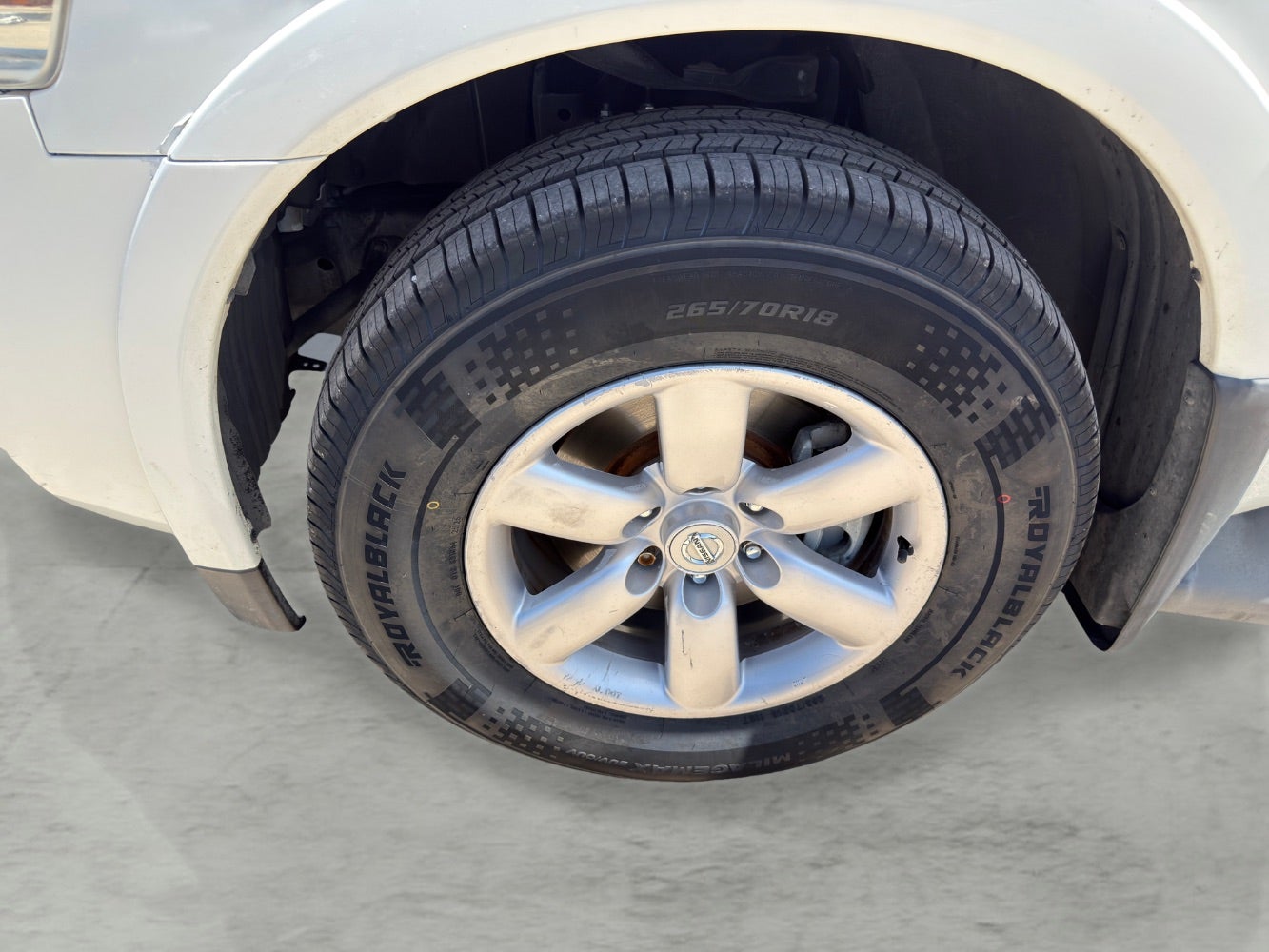 2015 Nissan Armada SV 2WD