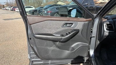 2023 Nissan Rogue S FWD