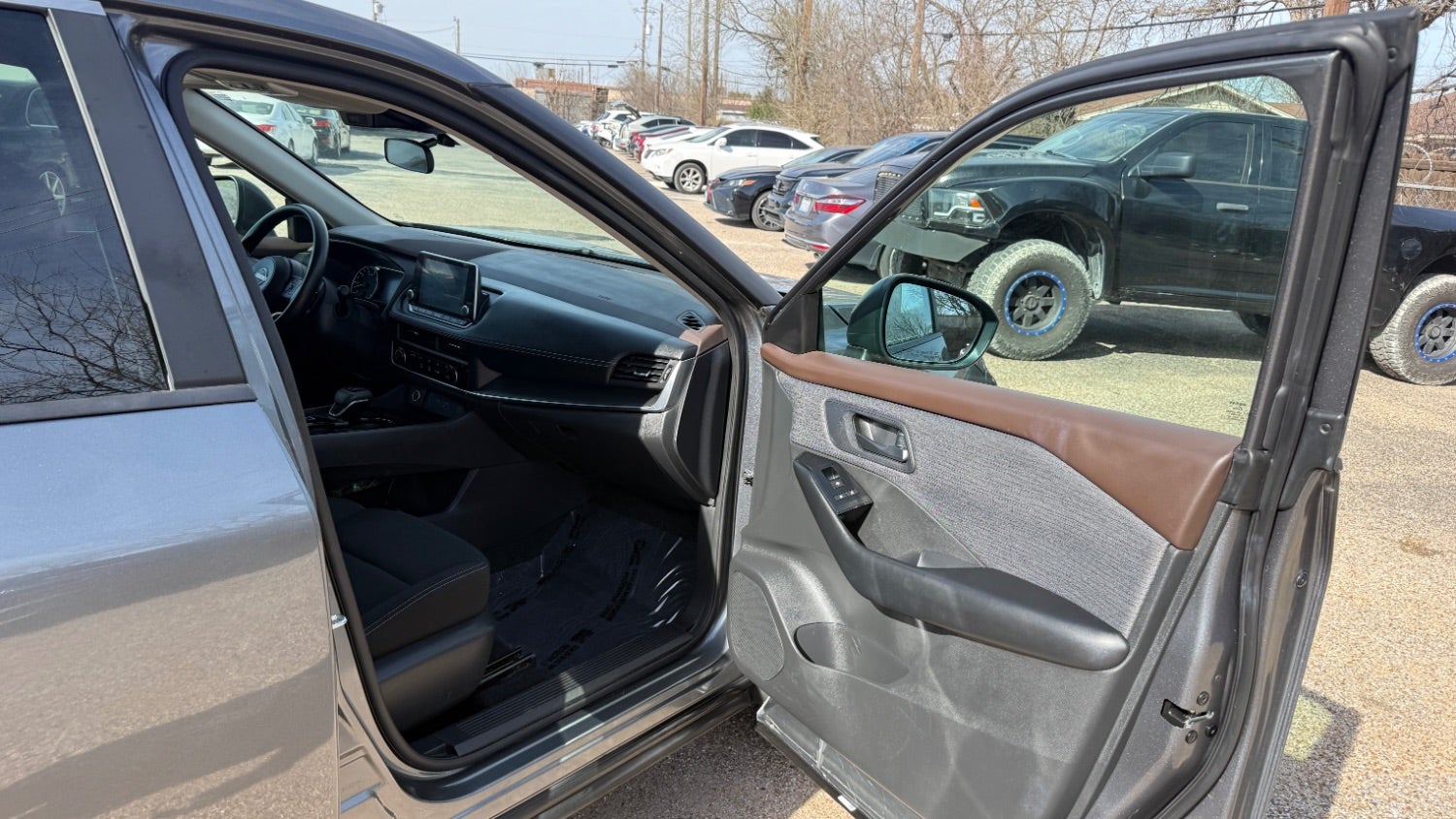 2023 Nissan Rogue S FWD