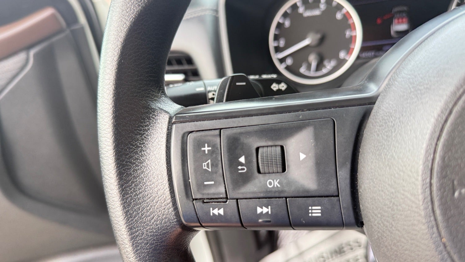 2023 Nissan Rogue S Intelligent AWD