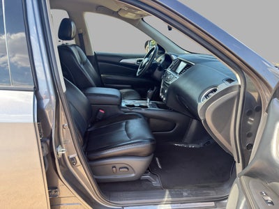 2020 Nissan Pathfinder SL 2WD