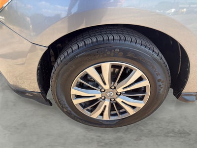 2020 Nissan Pathfinder SL 2WD