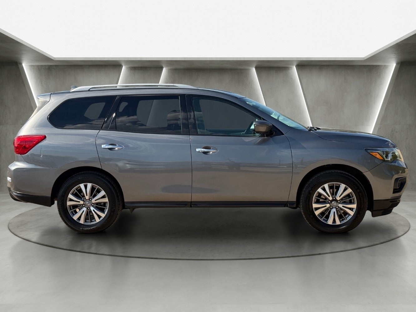 2020 Nissan Pathfinder SL 2WD
