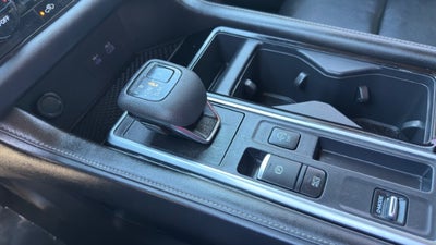 2022 Nissan Pathfinder SL 2WD