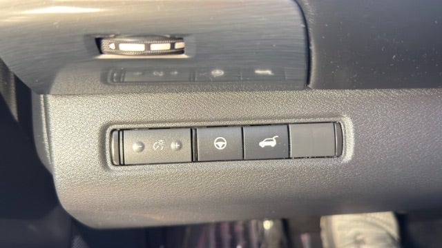 2022 Nissan Pathfinder SL 2WD